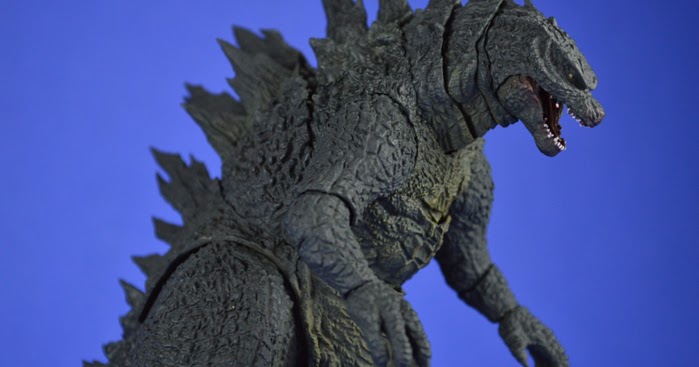 The Rave Corner: S.H. MonsterArts Godzilla 2014 Review